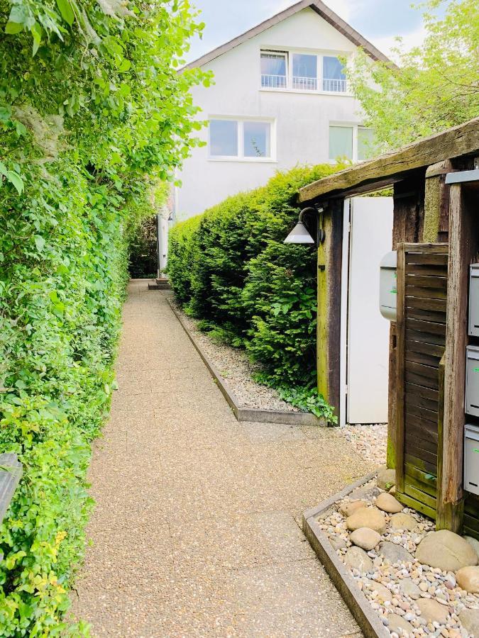 Ferienwohnung An Der Uniklinik Mit Eigener Kueche Und Renoviertem Badezimmer 洪堡 外观 照片