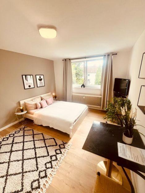 Ferienwohnung An Der Uniklinik Mit Eigener Kueche Und Renoviertem Badezimmer 洪堡 外观 照片